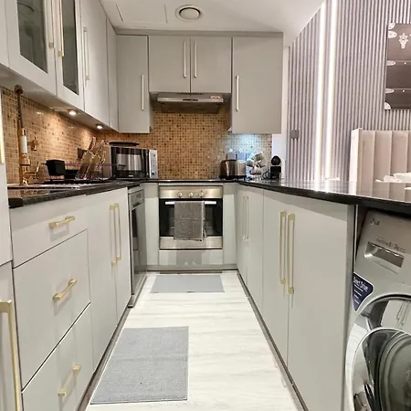 Luxury Large Studio In The Heart Of Dubai Close To Dubai Mall And Burj Khalifa Exterior photo