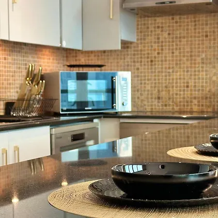 Luxury Large Studio In The Heart Of Dubai Close To Dubai Mall And Burj Khalifa Exterior photo