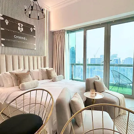 Luxury Large Studio In The Heart Of Dubai Close To Dubai Mall And Burj Khalifa Exterior photo