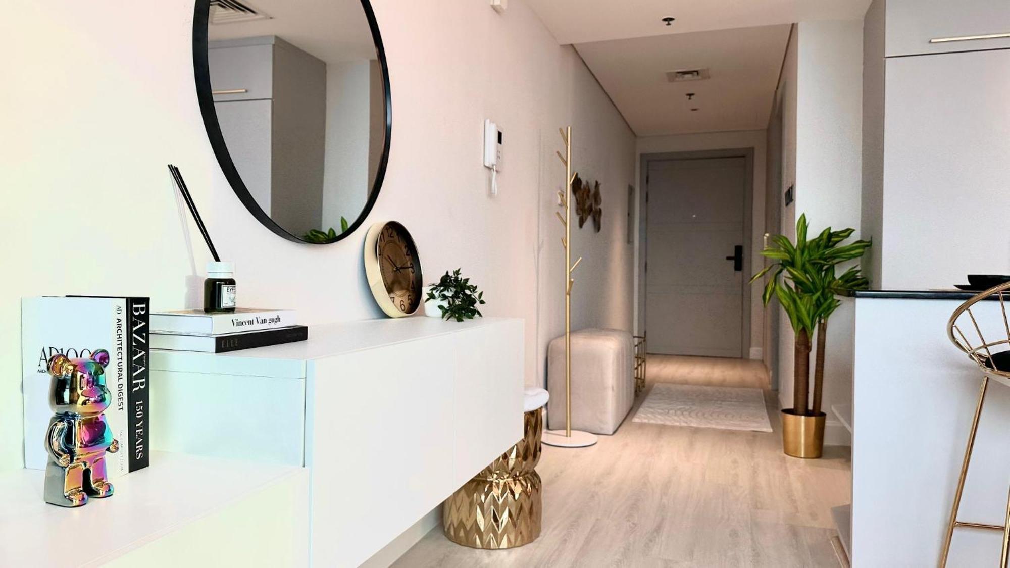 Apartment Luxury Large In The Heart Of Close To Mall And Burj Khalifa